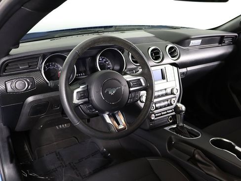 Used 2021 Ford Mustang EcoBoost image 21