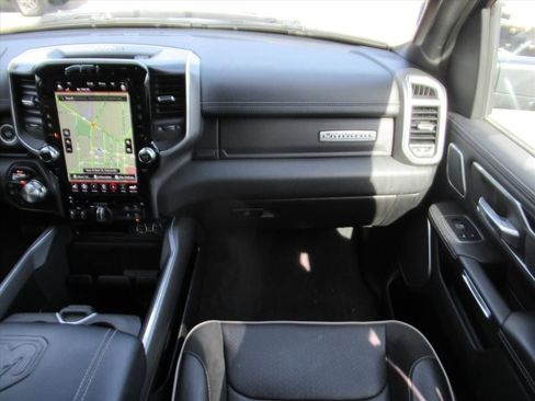 Used 2021 RAM 1500 Laramie image 14