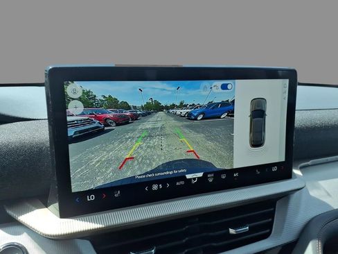 New 2026 Ford Explorer Active w/ Active Comfort Package AWD/4WD image 26