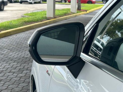 Used 2023 Audi Q3 2.0T Premium image 15