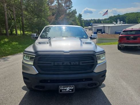 Used 2019 RAM 1500 Laramie w/ Sport Appearance Package AWD/4WD image 8