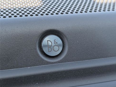 Used 2023 Ford F250 Lariat w/ Tremor Off-Road Package image 37