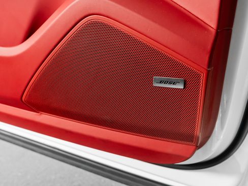 Used 2023 Porsche Cayenne Platinum Edition image 52