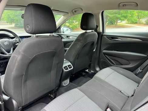 Used 2018 Buick Regal Preferred FWD image 15