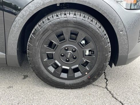 New 2025 Hyundai Ioniq 5 XRT image 30