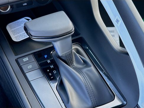 New 2026 Hyundai Elantra Sport FWD image 13