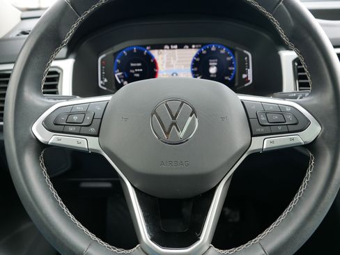 Used 2021 Volkswagen Atlas SEL Premium image 25