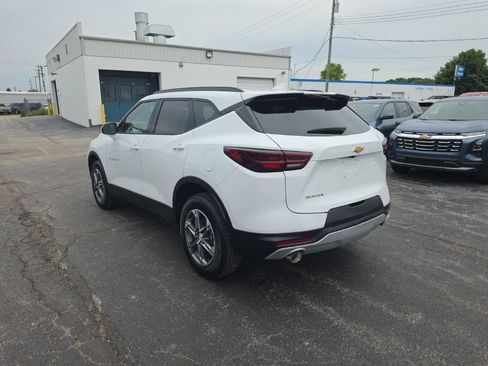 New 2026 Chevrolet Blazer LT w/ Convenience Package FWD image 5