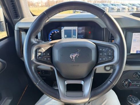 Used 2022 Ford Bronco Badlands image 36