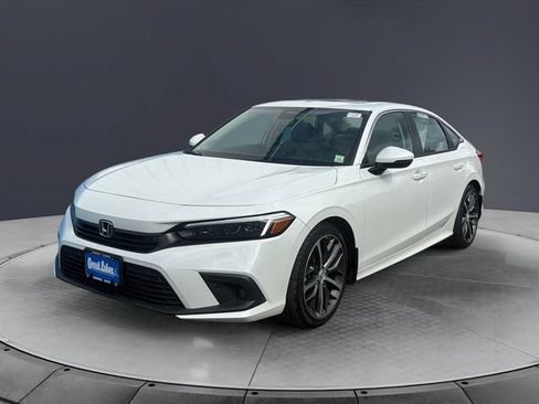 Used 2024 Honda Civic Touring image 7