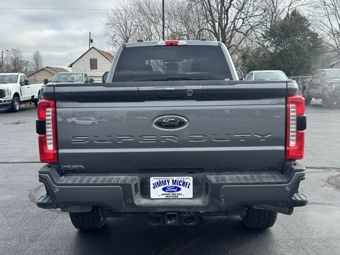 Used 2025 Ford F250 XLT w/ Black Appearance Package image 23