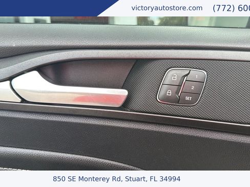Used 2020 Ford Fusion Titanium AWD/4WD image 11