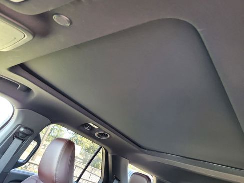 Used 2024 Ford Explorer Platinum w/ Technology Package image 13