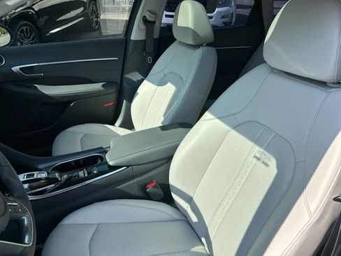 Used 2020 Hyundai Sonata Limited w/ Cargo Package FWD image 14