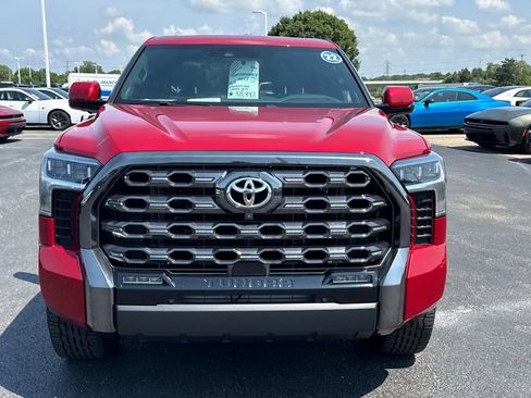 Used 2022 Toyota Tundra Platinum w/ Advanced Package AWD/4WD image 8
