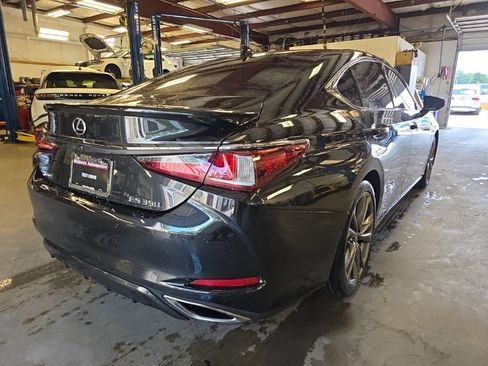 Used 2021 Lexus ES 350 F Sport w/ Accessory Package FWD image 3