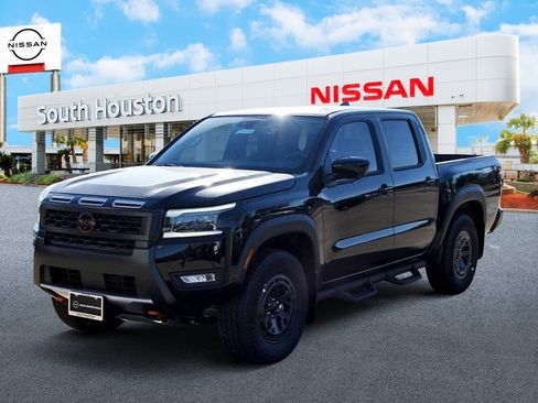 New 2026 Nissan Frontier PRO-4X w/ Pro-4x Convenience Package image 2