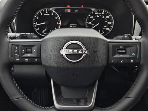 New 2026 Nissan Pathfinder SV image 26