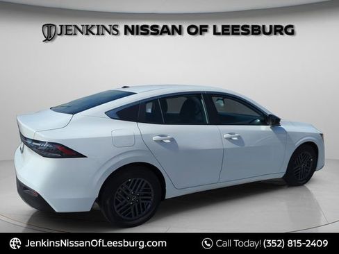 New 2026 Nissan Sentra SV w/ Floor Mat Package FWD image 5