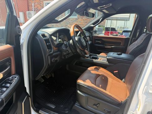 Used 2019 RAM 3500 Limited AWD/4WD image 13