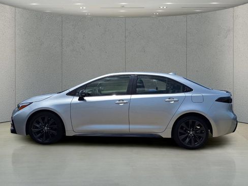 Used 2023 Toyota Corolla XSE FWD image 8