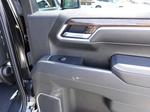 Used 2025 GMC Sierra 1500 Elevation w/ Elevation Premium Package AWD/4WD image 32