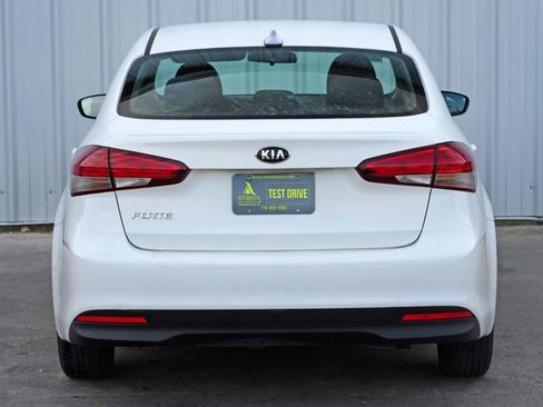 Used 2018 Kia Forte LX image 41
