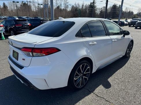 Used 2020 Toyota Corolla SE w/ Carpet Mat Package (TMS) image 3