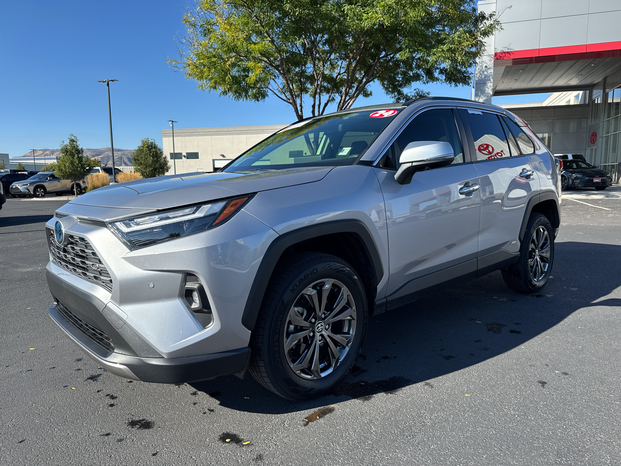 Certified 2024 Toyota RAV4 Limited w/ Advanced Technology Package AWD/4WD image 5