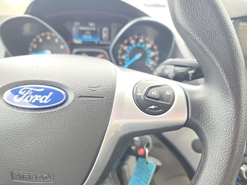 Used 2015 Ford Escape SE w/ Equipment Group 201A image 23