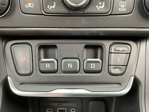 Used 2020 GMC Terrain Denali w/ Denali Premium Package FWD image 37