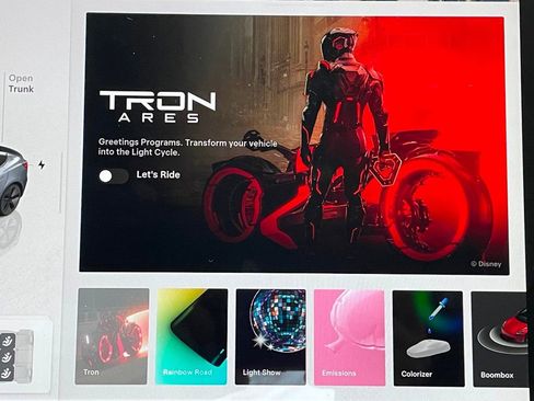 Used 2023 Tesla Model 3 Standard Range image 36