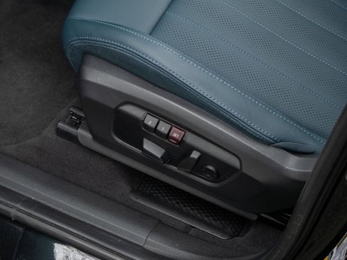 Used 2025 MINI Cooper Countryman S w/ Comfort Package Max image 29