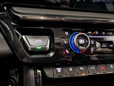 Certified 2024 GMC Sierra 2500 AT4 w/ AT4 Premium Plus Package image 22