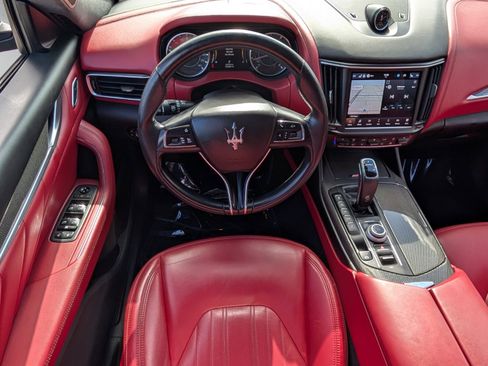 Used 2022 Maserati Levante GT image 8