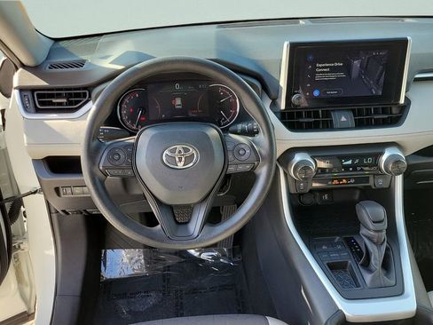 Used 2024 Toyota RAV4 XLE image 15