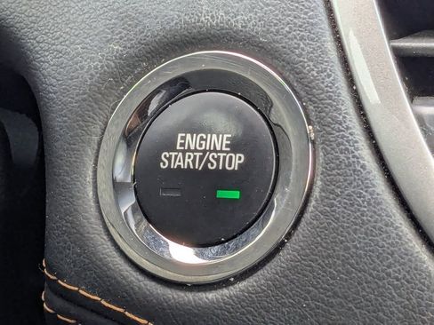 Certified 2021 Chevrolet Trax LT w/ Driver Confidence Package image 30