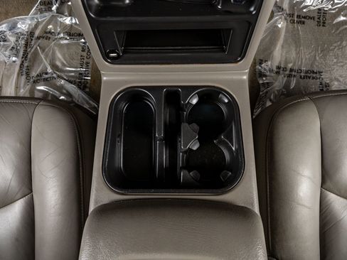 Used 2005 Chevrolet Silverado 3500 LT w/ Heavy-Duty Power Package image 22