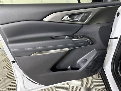 New 2026 Chevrolet Traverse LT w/ Driver Confidence Package image 22