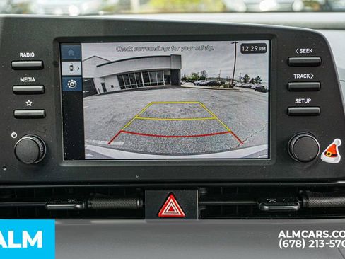 Used 2025 Hyundai Elantra Sport image 35