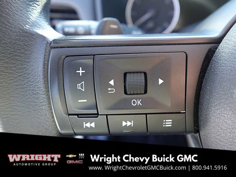 Used 2024 Nissan Rogue S image 14