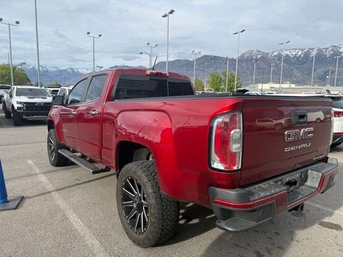 Used 2021 GMC Canyon Denali image 4