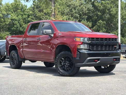 Used 2021 Chevrolet Silverado 1500 Custom Trail Boss AWD/4WD image 2