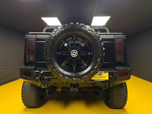 Used 2005 HUMMER H2 SUT w/ Preferred Equipment Group image 5
