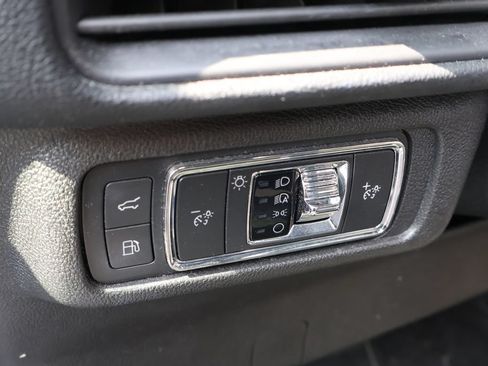 Used 2022 Lincoln Corsair Grand Touring AWD/4WD image 15