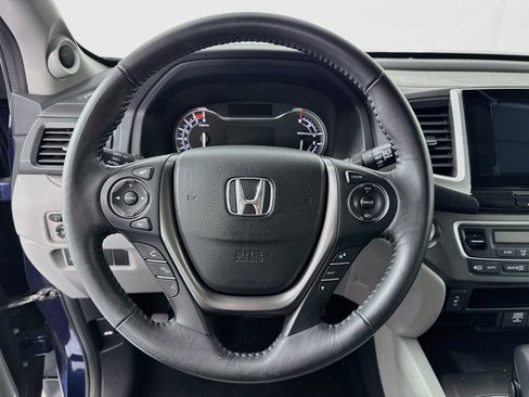 Used 2017 Honda Pilot EX-L image 11
