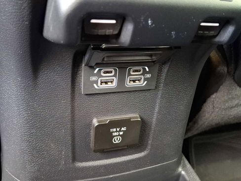 Used 2022 Jeep Wrangler Unlimited Sahara w/ Cold Weather Group AWD/4WD image 11