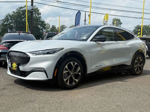 Used 2021 Ford Mustang Mach-E Premium image 3