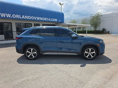 New 2026 Volkswagen Tiguan SE image 3