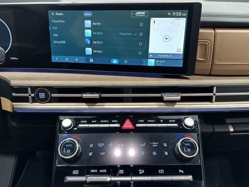 Certified 2026 Hyundai Santa Fe Limited AWD/4WD image 20